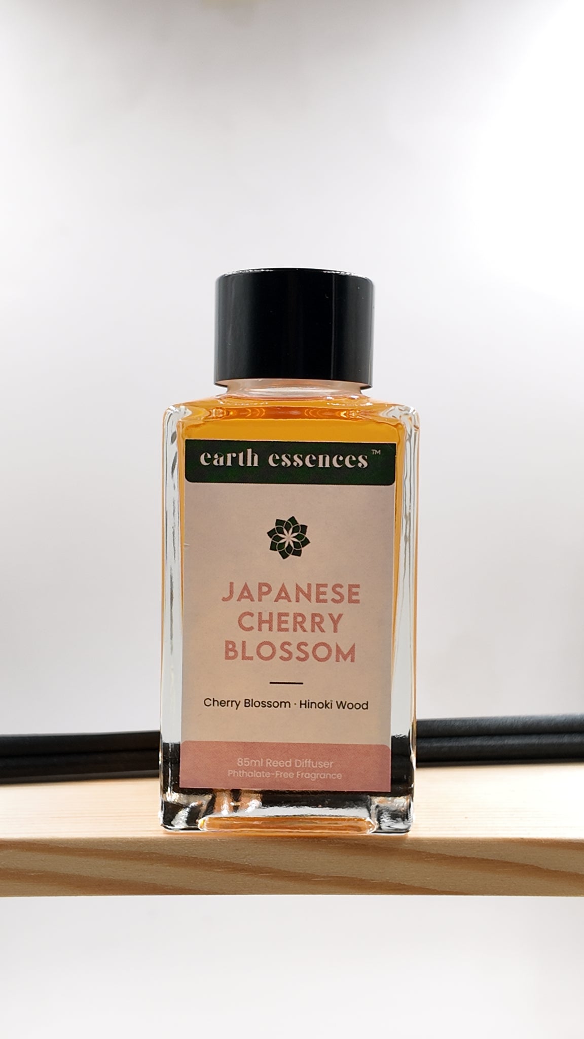 Japanese Cherry Blossom Reed Diffuser Earth essences